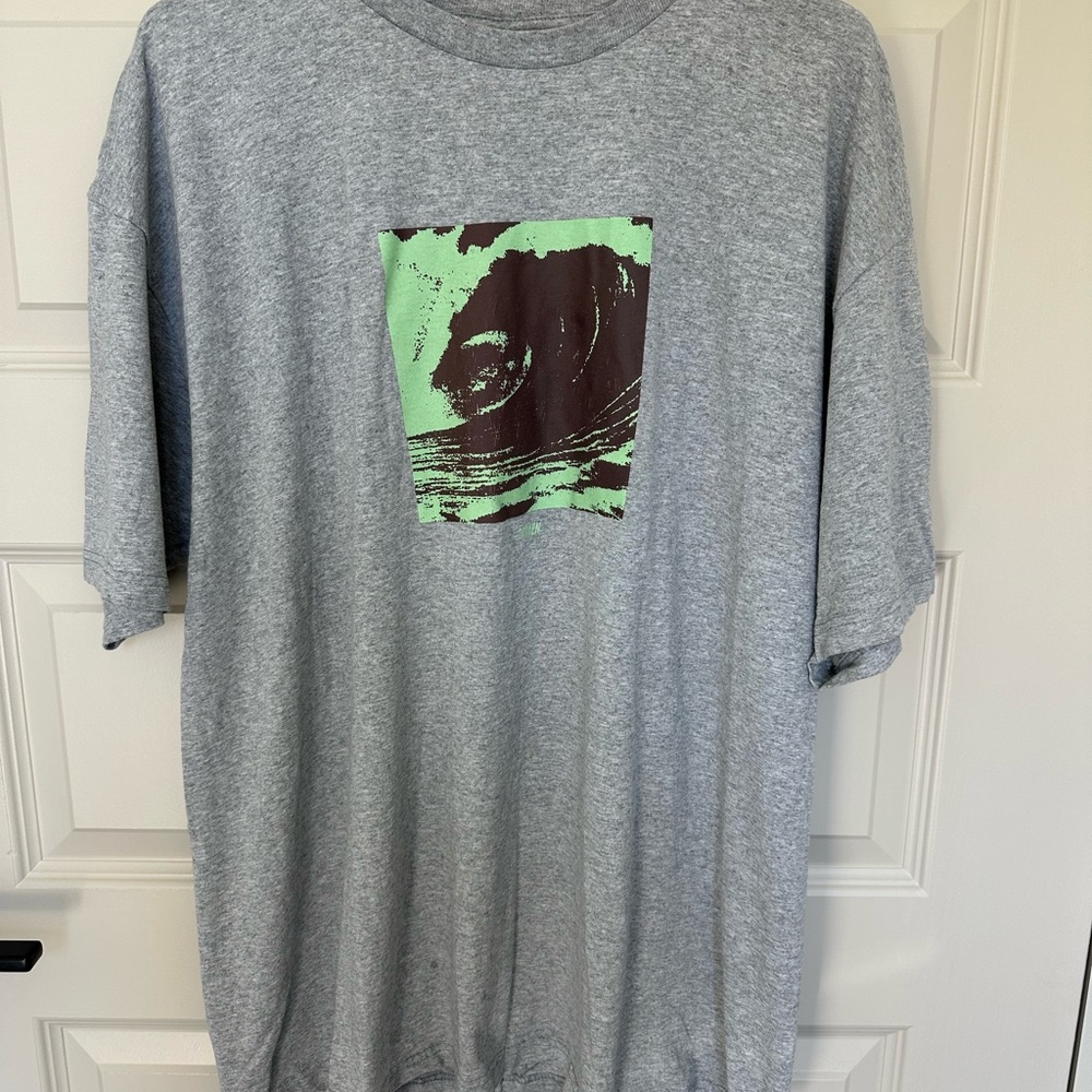 Ruxen Wave Gray Graphic Men's Shirt